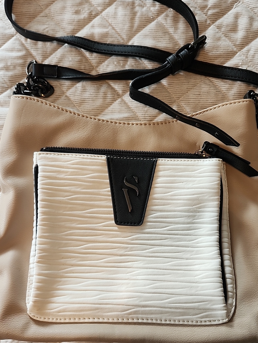 Black & Cream Women's Crossbody Bag with Textured Front Pocket